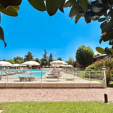 Ossidiana - Verde, Piscine E Relax A 200m Dal 시르미오네